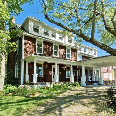 Auberge La Raveaudiere North Hatley Zewnętrze zdjęcie